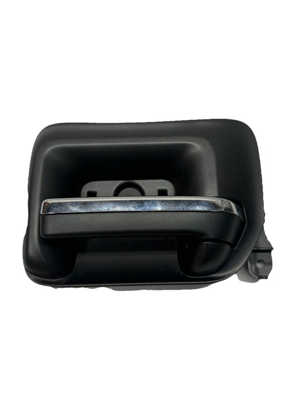 Chevy Silverado 1500 door handle 2014 to 2019 inside front right OEM 13590551
