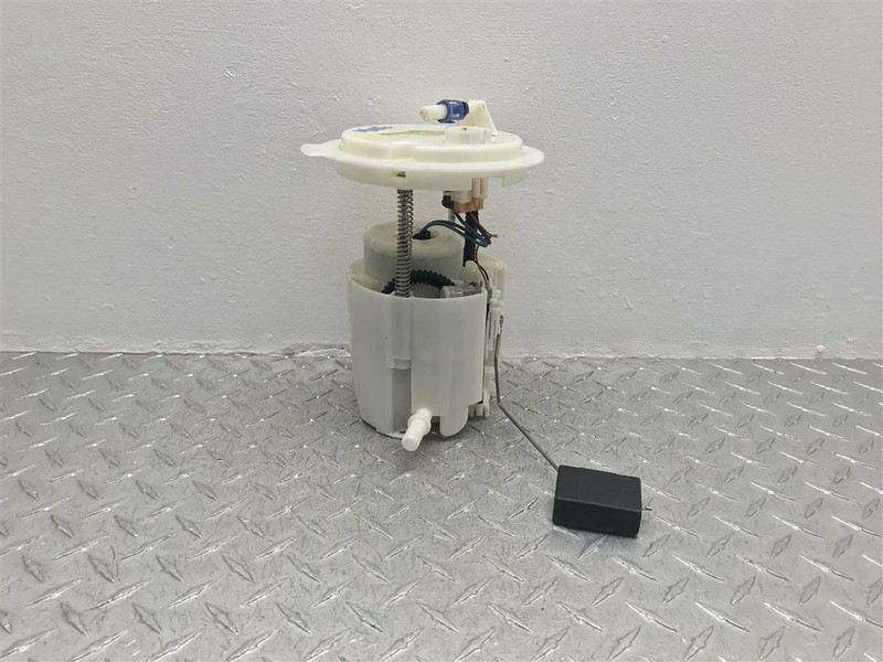 07-15 JEEP PATRIOT COMPASS CALIBER 2.4L GAS FUEL TANK PUMP OEM 323-00209