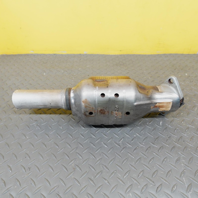 2022-2024 HYUNDAI TUCSON REAR EXHAUST MANIFOLD CONVERTER OEM 2SAZ0QHL