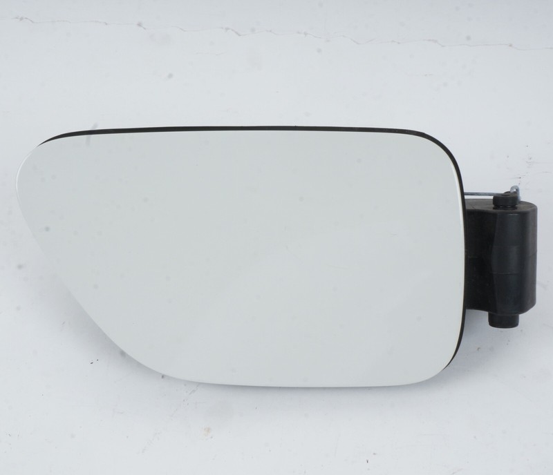 2004 - 2010 BMW E63 E64 645Ci 650i M6 Gas Fuel Lid Door OEM 5117 7009382