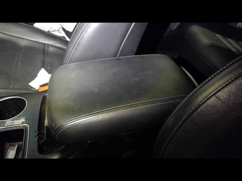Armrest Lid Fits 16-20 SORENTO 1411009