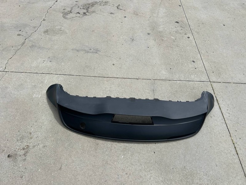 ✅20-23 Tesla Model Y Rear Bumper Lower Valance Diffuser OEM 1494006 w/scratch