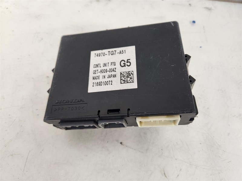 2020-2022 Honda Pilot Power Tailgate Control Module 74970-Tg7-A51 74970Tg7a51