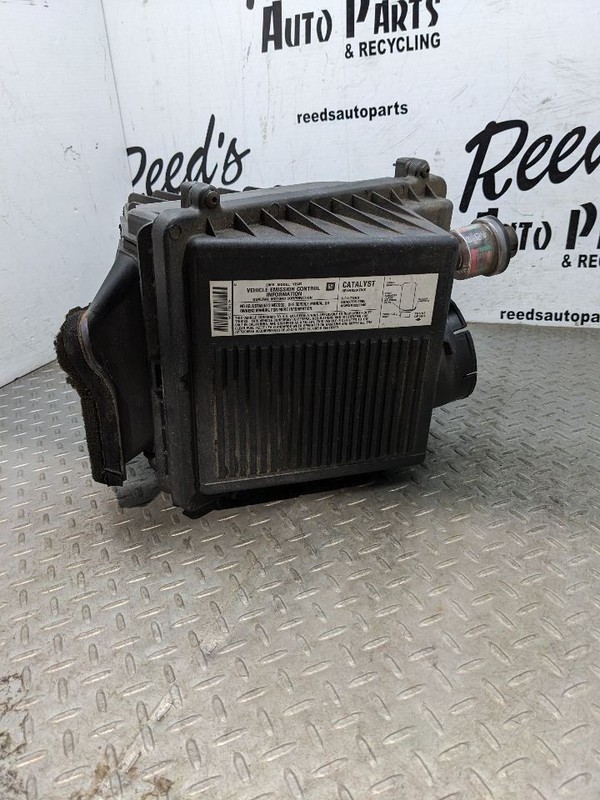 Air Cleaner Classic Style Opt K47 Fits 99-07 SIERRA 1500 PICKUP 1165653