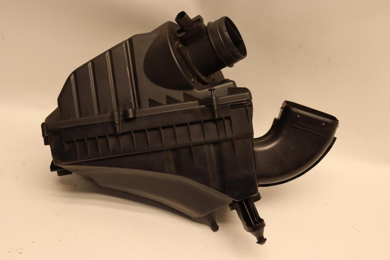 2013-2015 JAGUAR XF 3.0L ENGINE LEFT DRIVER AIR CLEANER FILTER BOX HOUSING OEM