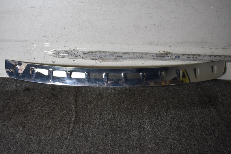 2020 2021 2022 MERCEDES BENZ B CLASSREAR BUMPER CHROME TRIMA2478859800