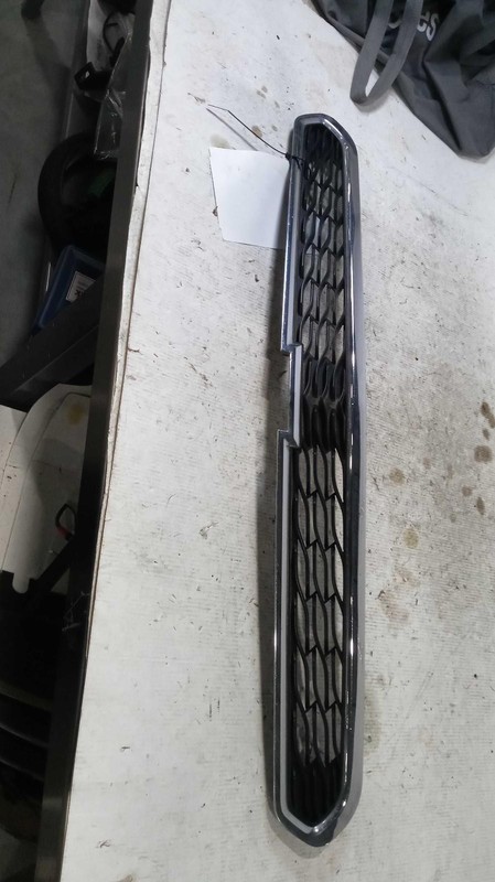 2015 Chevrolet Spark Blue Grille OEM 95078754 Used 4DR HTBK 129K Miles