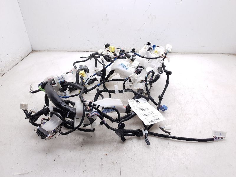12 13 TOYOTA PRIUS V TWO 2WD DASH WIRE HARNESS 82145-47R10