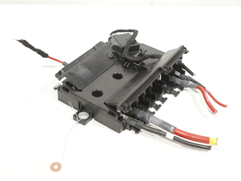 2015-2018 Mercedes C300 W205 Power Distribution Fuse Box Junction Block OEM