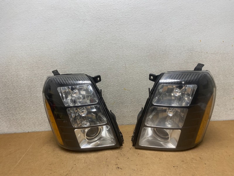 2007 - 2014 Cadillac Escalade Left+Right Side Xenon HID Headlights X5594 DW