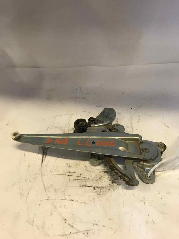 Side/rear/cargo Regulator TOYOTA CAMRY Right 02 03 04 05 06