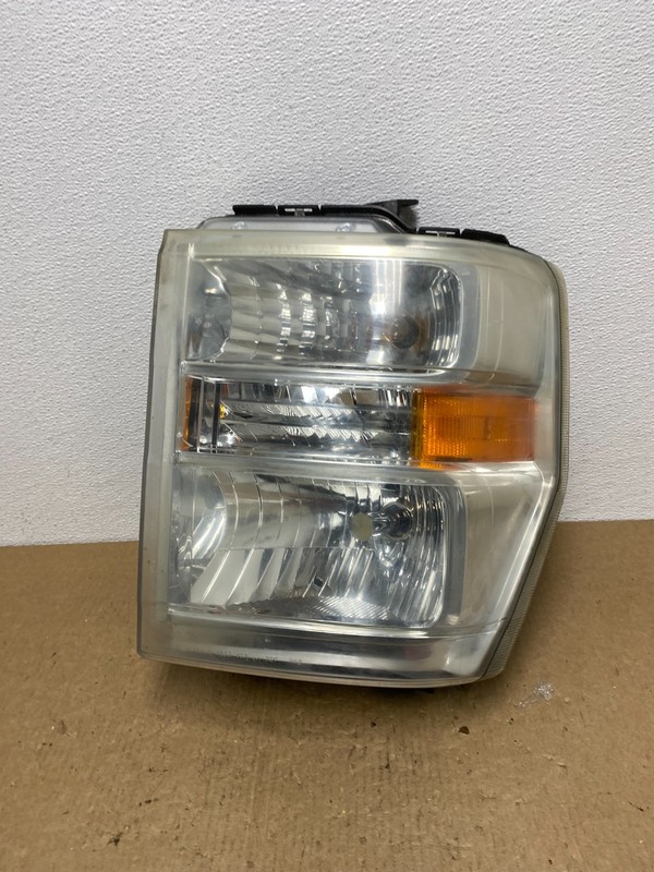 2008-2014 Ford Econoline E150 E250 E350 Left Driver LH Headlight OEM AC1369 DW