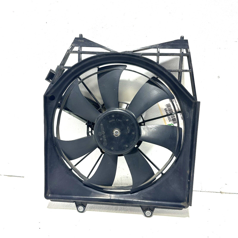 HONDA ACCORD 2018-2022 RIGHT SIDE RADIATOR COOLING FAN SHROUD BLADE MOTOR OEM
