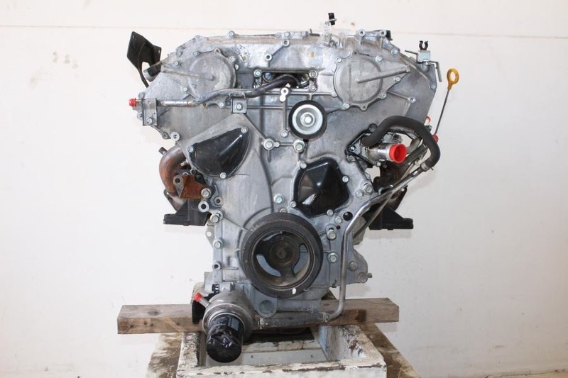 2018 Nissan Frontier 4.0L VQ40DE Engine Assembly *HAS ISSUES SEE NOTES*