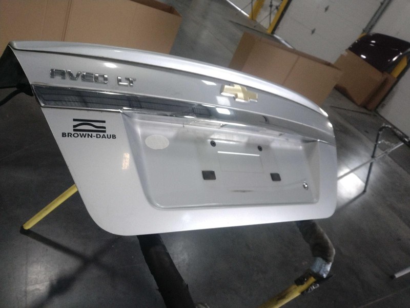 2011 Chevrolet Aveo Silver Deck Lid Trunk Lid OEM Good Condition No Rust