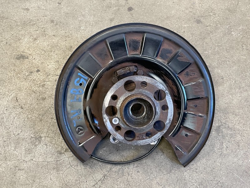 13-16 Mercedes SL550 SL400 R231 Rear Left Spindle Knuckle Hub RWD 1587 OEM