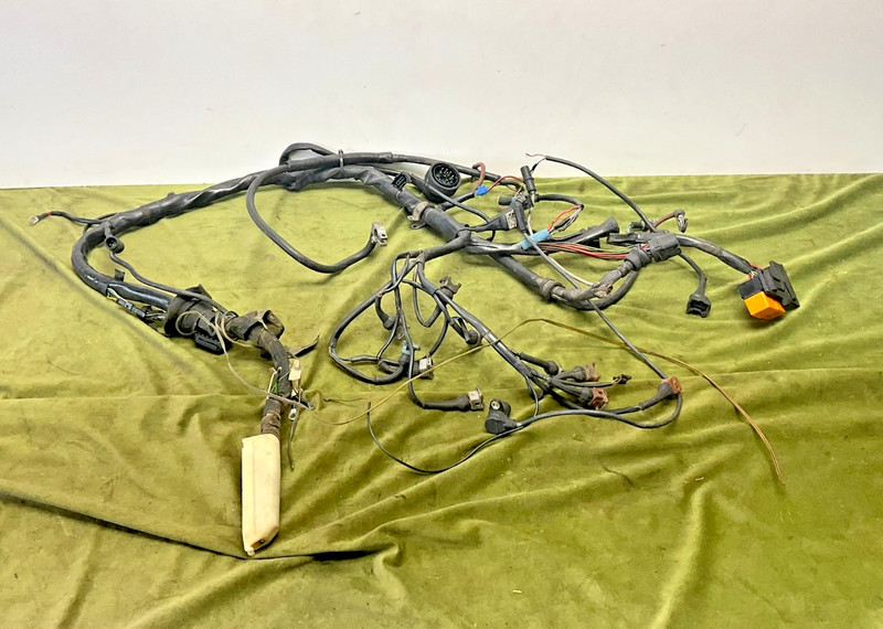 84-88 BMW E30 325e M20 ETA Engine Wiring Harness Manual / Auto Transmission OEM