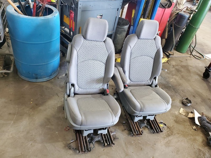 TRAVERSE2012 Seat Rear 299945