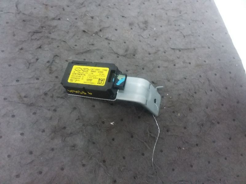 Tire Pressure Monitoring System TPMS Control Module Fits 13-14 SANTA FE