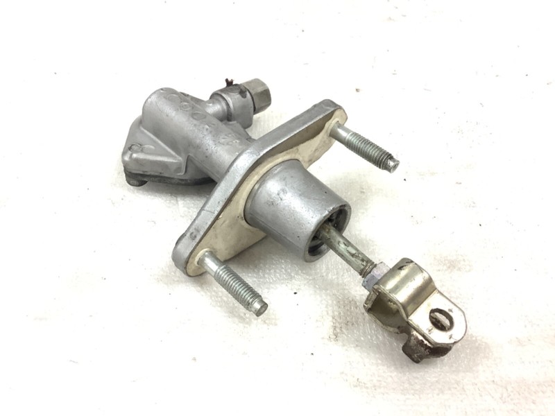 02-06 Acura RSX Clutch Master Cylinder Assembly 46920-S7A-A05 Used Genuine OEM