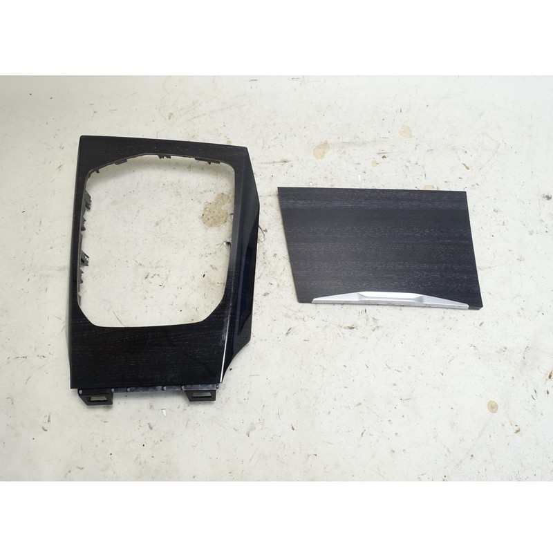 Damaged 19-25 BMW G20 3-Series G22 G23 Center Console Ash Grain Trim Covers OEM