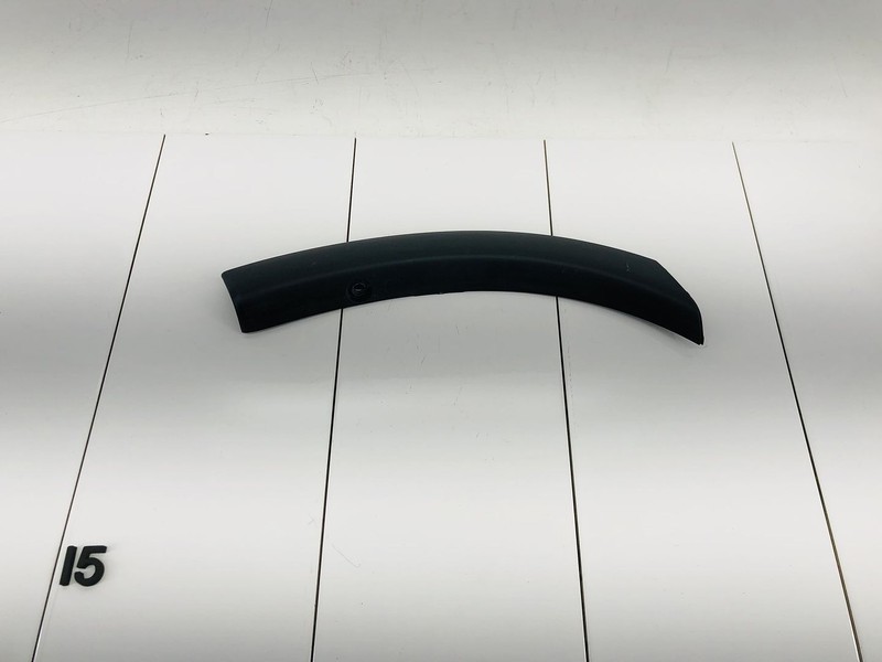 15-20 MITSUBISHI OUTLANDER REAR RIGHT SIDE QUARTER PANEL WHEEL FLARE MOLDING OEM