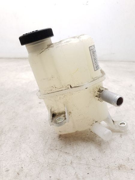 10-18 TOYOTA PRIUS V FIVE RADIATOR COOLANT RESERVOIR ASSEMBLY