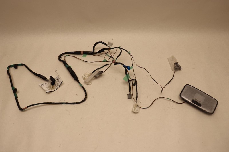 2019-2022 TOYOTA COROLLA HATCHBACK DOME LIGHT LAMP W/ WIRING HARNESS CABLE OEM