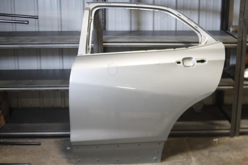 2018-2022 Chevrolet Equinox Rear Left Driver Side Door Shell Oem