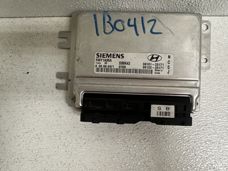 2004-2006 Hyundai Elantra MT Engine Computer Control Module Ecu Ecm Pcu Pcm Oem