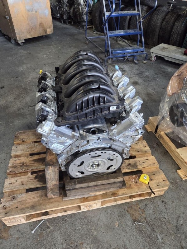 2022-2023 Cadillac Escalade Engine Motor 6.2L VIN L 500 Miles Only