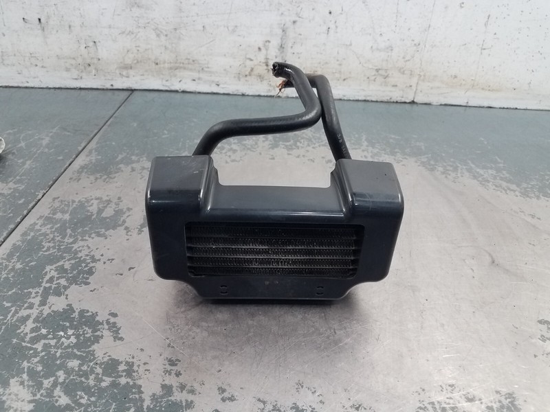 2011 09 - 13 Harley Davidson Tri Glide TrikeOil Cooler #1834 V3