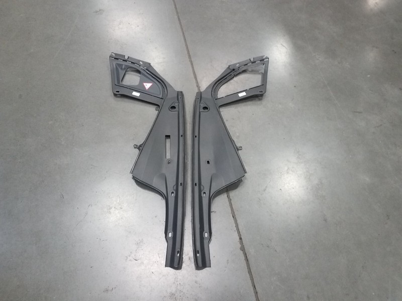 2013 BMW M5 F10 Engine Bay Hood Seals #6234 Q1