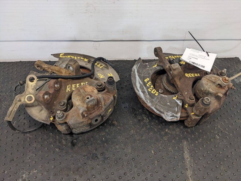 96-04 FORD MUSTANG SN95 FRONT SPINDLE FOXBODY SWAP 5X4.5 PAIR OEM 5 Lug 1190411