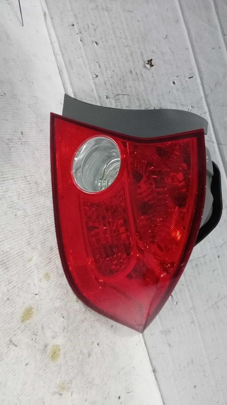 Used Right Tail Light Assembly fits: 2005 Honda Civic Cpe quarter mounted Right