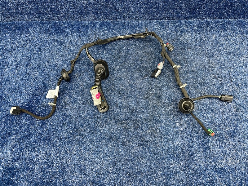 2014-2018 GMC Sierra 1500 Rear Right Passenger Door Wiring Harness OEM 84291001