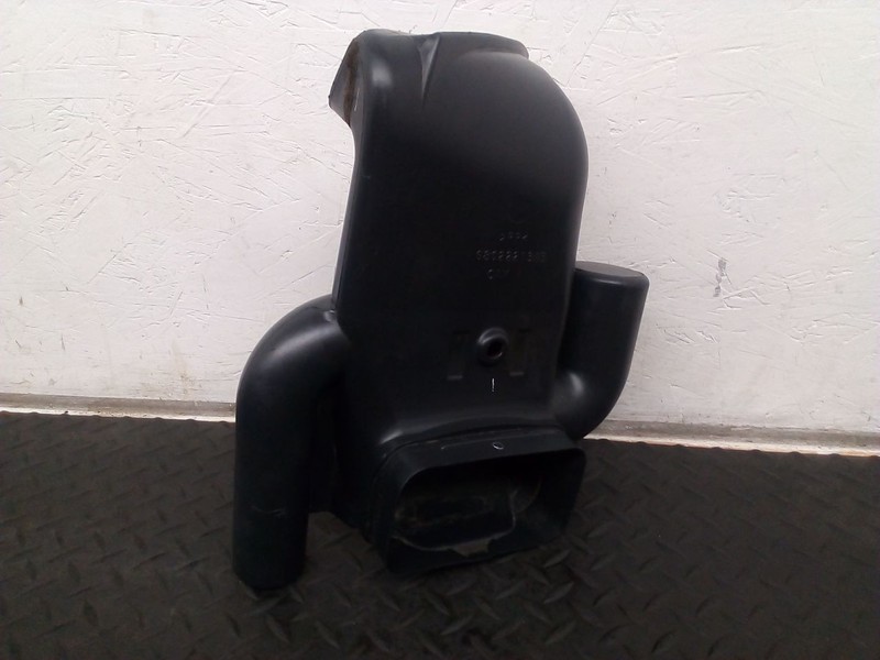 11-21 Jeep Grand Cherokee 3.6L & 5.7L Air Intake Duct OEM 68022213AB