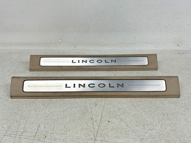 ⭐2017-2020 LINCOLN MKZ FRONT RIGHT/LEFT DOOR SILL PANEL SCUFF PLATE SET LOT2643