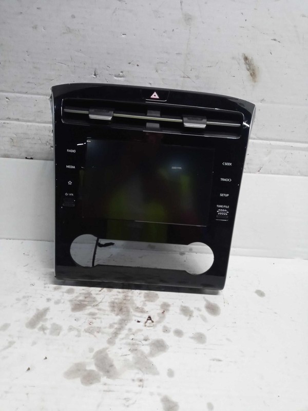 2022 Hyundai Tucson Infotainment Display White OEM 96525N9400 44K Miles