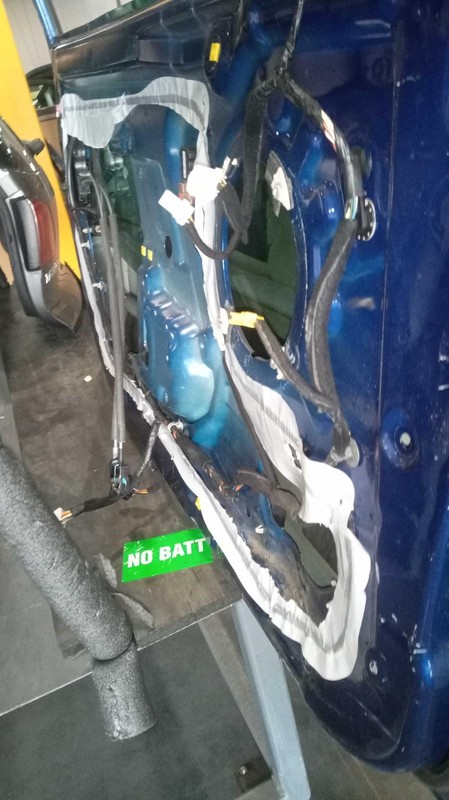 2016 Hyundai Veloster Left Door Blue 484087 Light Scratches 93K Miles