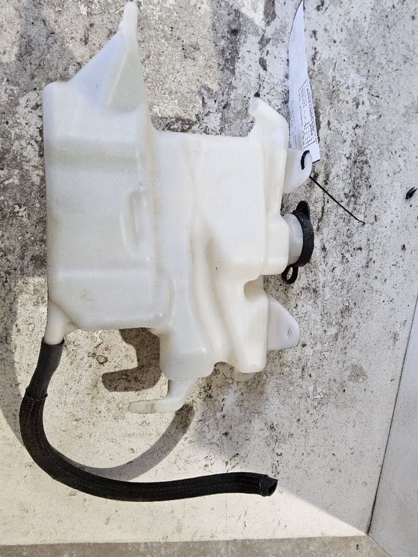 Coolant Reservoir VIN J 11th Digit Limited Fits 07-17 ACADIA 3402530