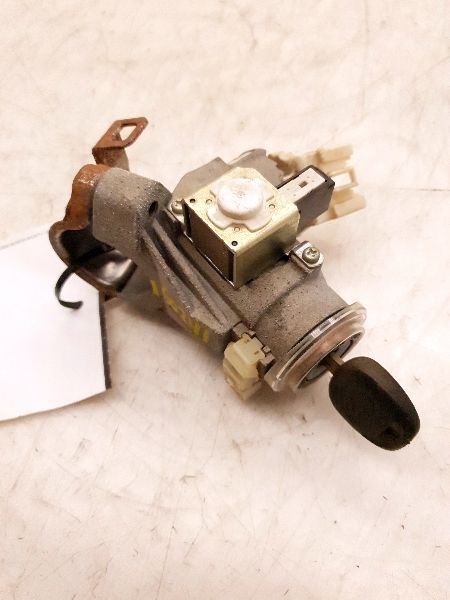 05-12 TOYOTA AVALON IGNITION SWITCH WITH KEY