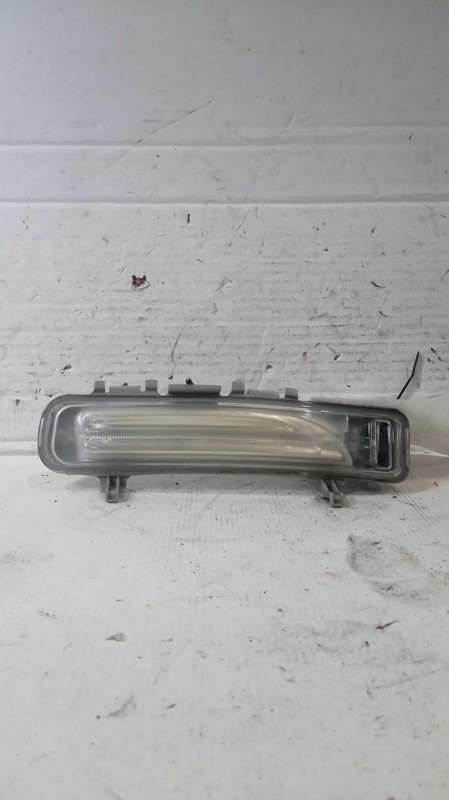 2014 Ford Edge Right Turn Signal/Parking Light Assembly Silver OEM 63944