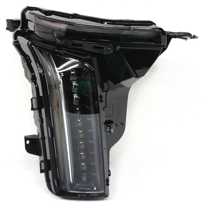 OEM Right Passenger Side LED Headlamp For Cadillac LYRIQ 42924024