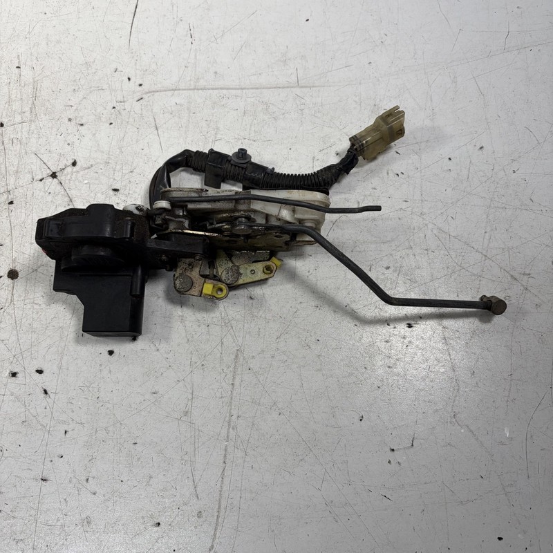 88-91 Honda Prelude Si Right Door Latch Power Lock 72110-SF1-A11 OEM