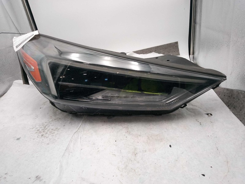 2021 Hyundai Tucson Right Headlight Assembly Grey 671638 65K Miles Used