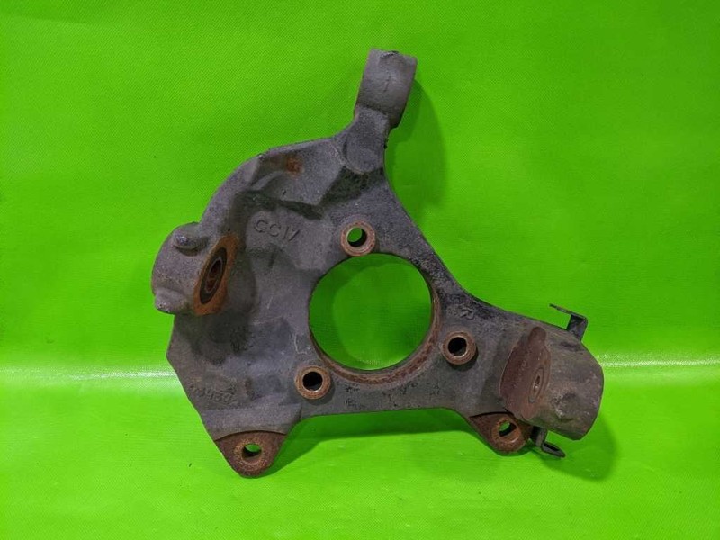 14-17 SILVERADO 2WD PASSENGER RIGHT FRONT KNUCKLE OEM 4244-94