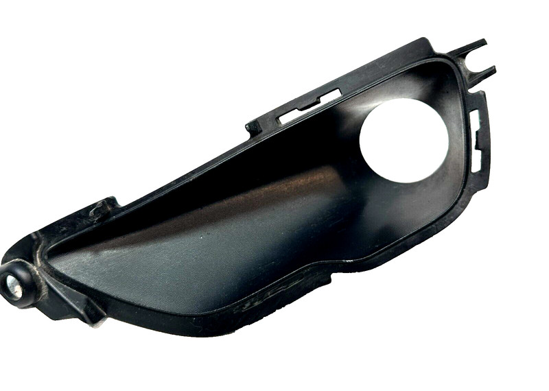 2016-2022 Jeep Grand Cherokee Front Left Driver Side Fog Lamp Bezel Trim OEM