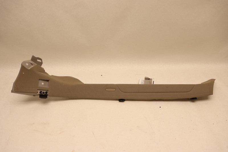 2010-2013 MERCEDES E350 W212 SEDAN REAR LEFT QUARTER C PILLAR TRIM COVER OEM