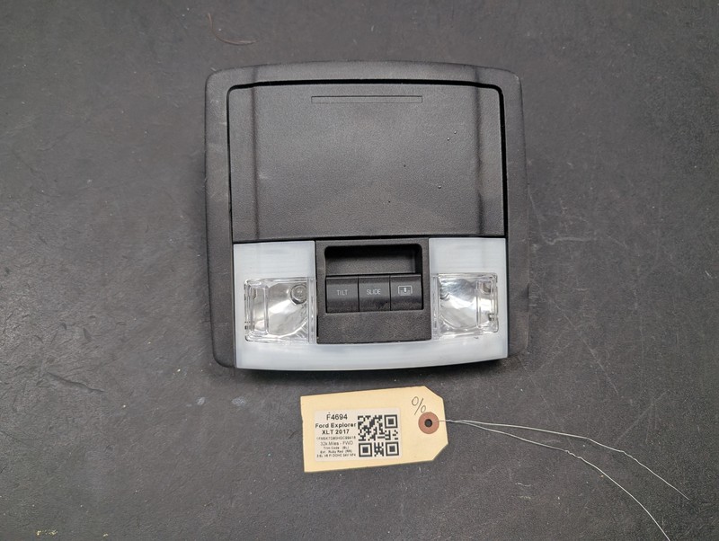 Front Overhead Console Dome Light 2017 Ford Explorer BB53-78519A58-AC 2016 -2019
